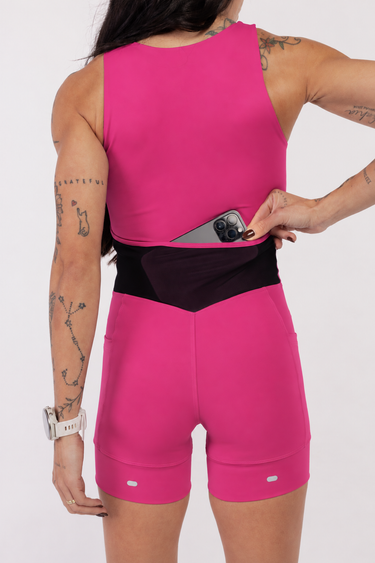 Macaquinho Endurance Rosa Essenza, bolso traseiro com celular - Hoad