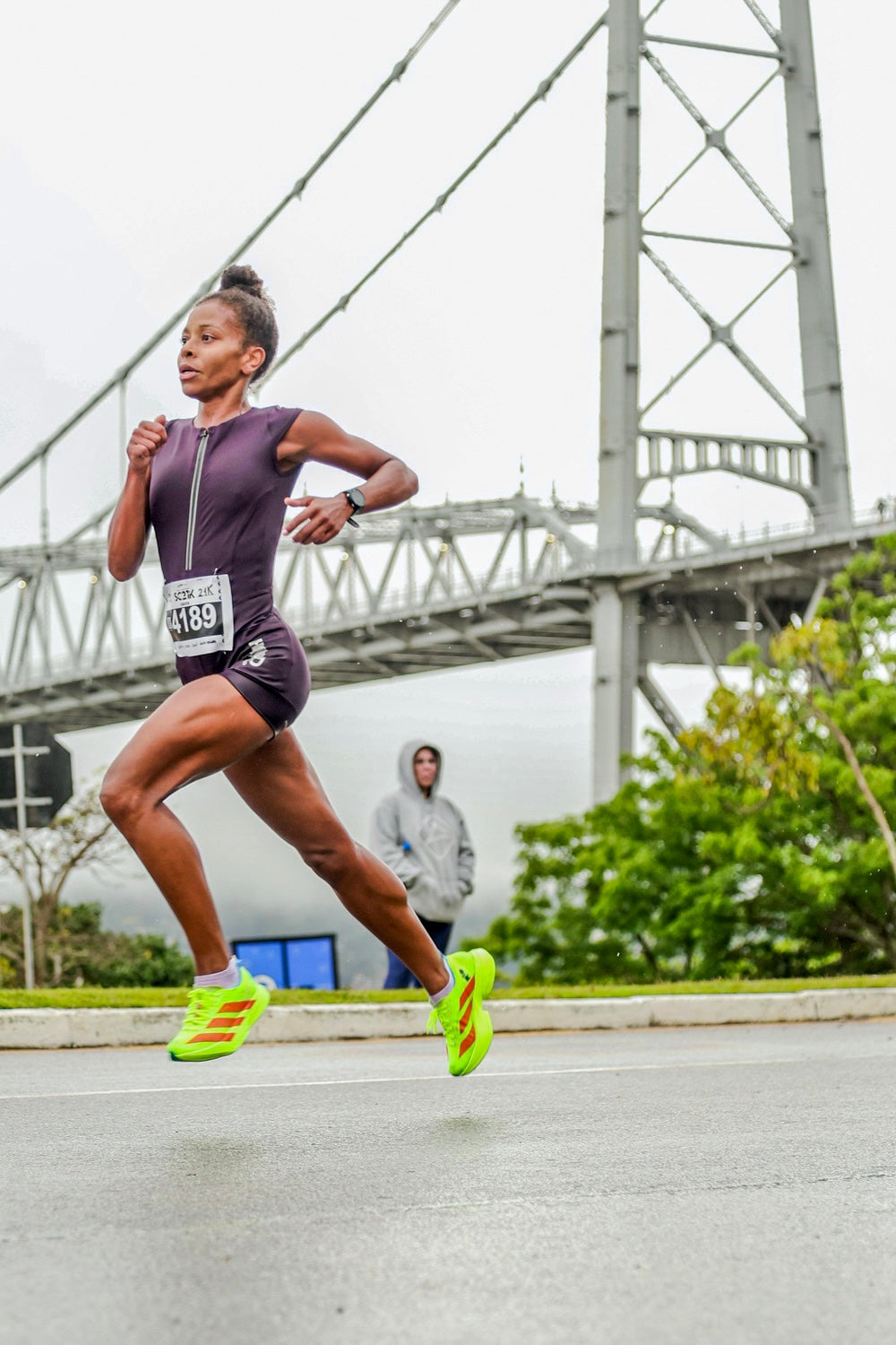 Macaquinho Run  Púrpura