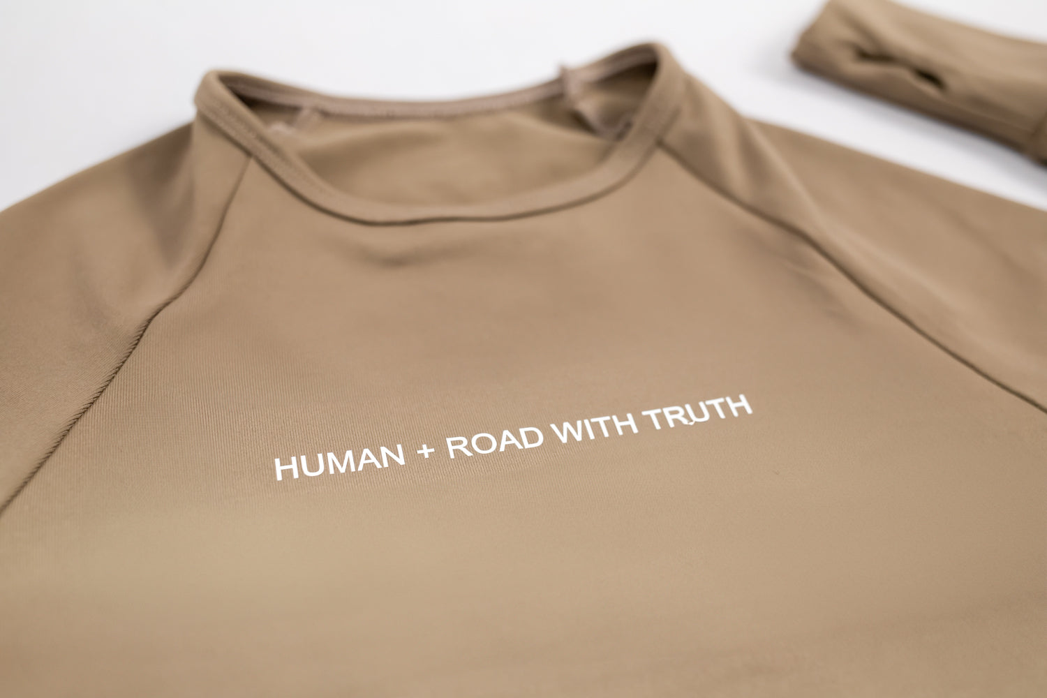 Cropped Velocity - Coffee