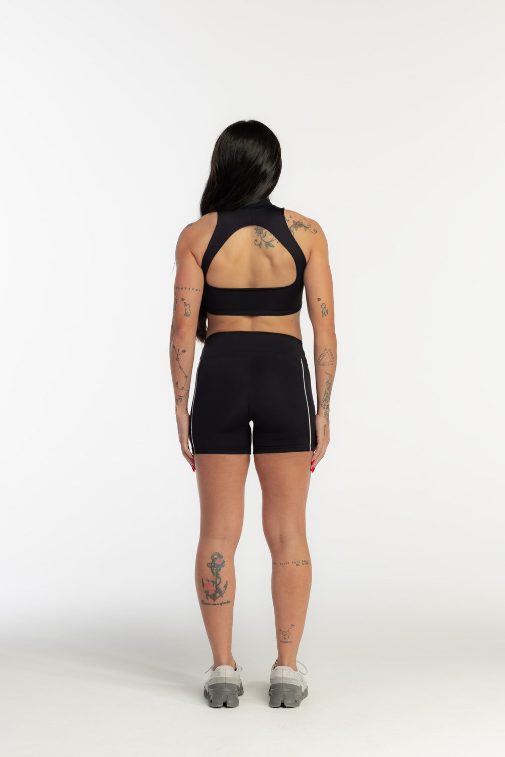 Shorts Velocity - Preto / Branco